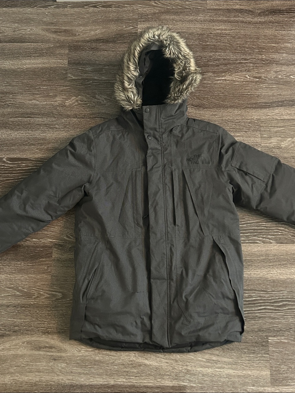 THE NORTH FACE Men’s Outer Boroughs Parka - Size M